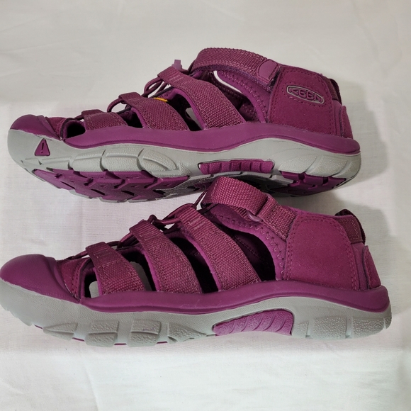 Keen Newport H2 Hybrid Washable Sandal Outdoor Water Hiking Adventure SZ 5Y/6.5 - Picture 7 of 11